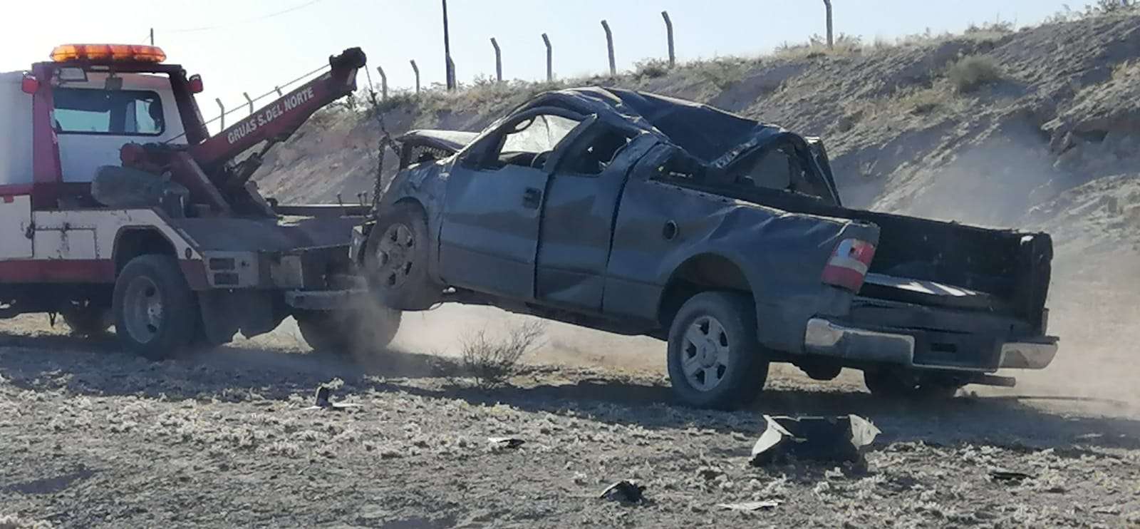 Vuelca Joven Su Pick Up En Carretera Jer Nimo Santa Teresa El Bordo