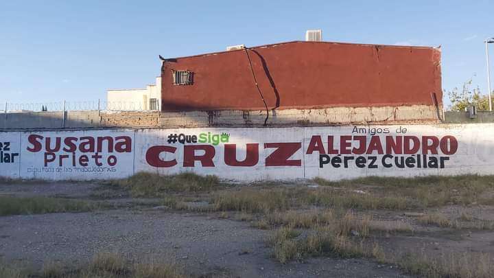 Colocan Propaganda En Bardas Del Pronaf De Cruz Y Alejandro P Rez