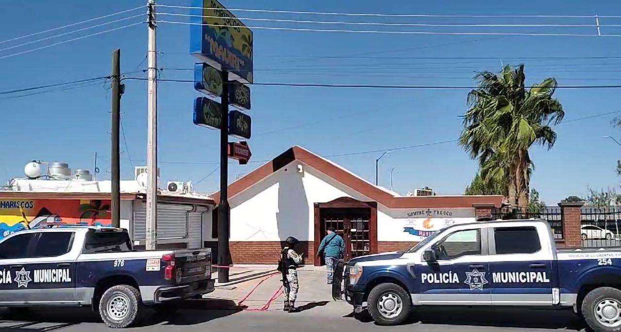 Ejecutan a comensal en restaurante de mariscos de la Ejército El Bordo