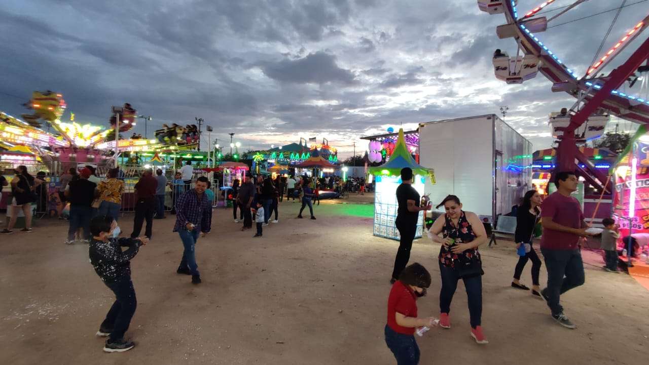 Muestran su valentía visitantes de la Feria Juárez en juegos intrépidos ...