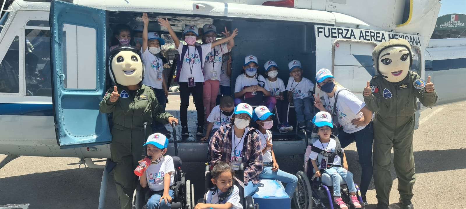 Visitan pacientes, voluntarios y personal del Club Amigos Teletón La Gran  Fuerza de México | El Bordo