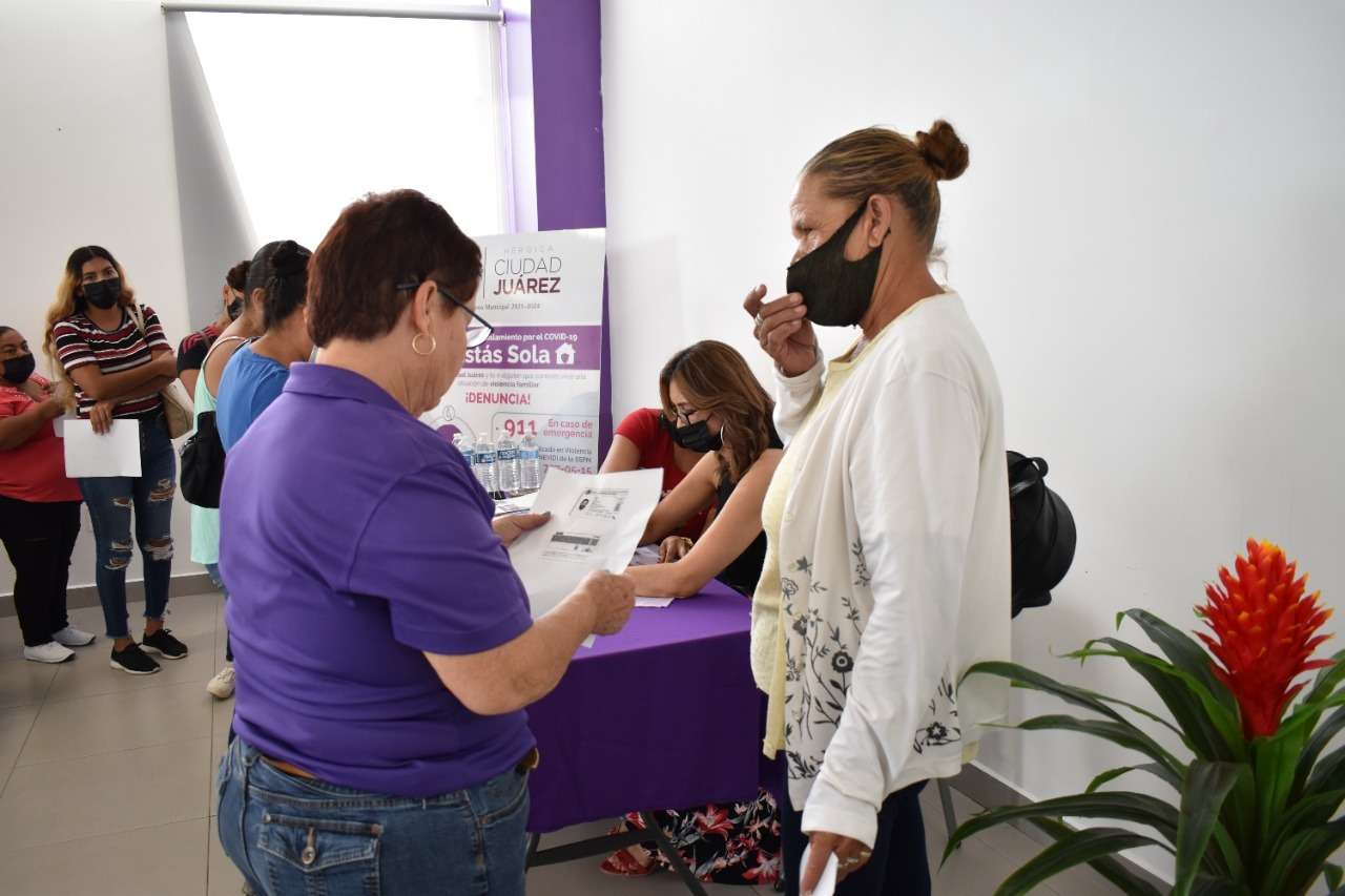 Gestionan becas para permanencia escolar de niños y adolescentes | El Bordo