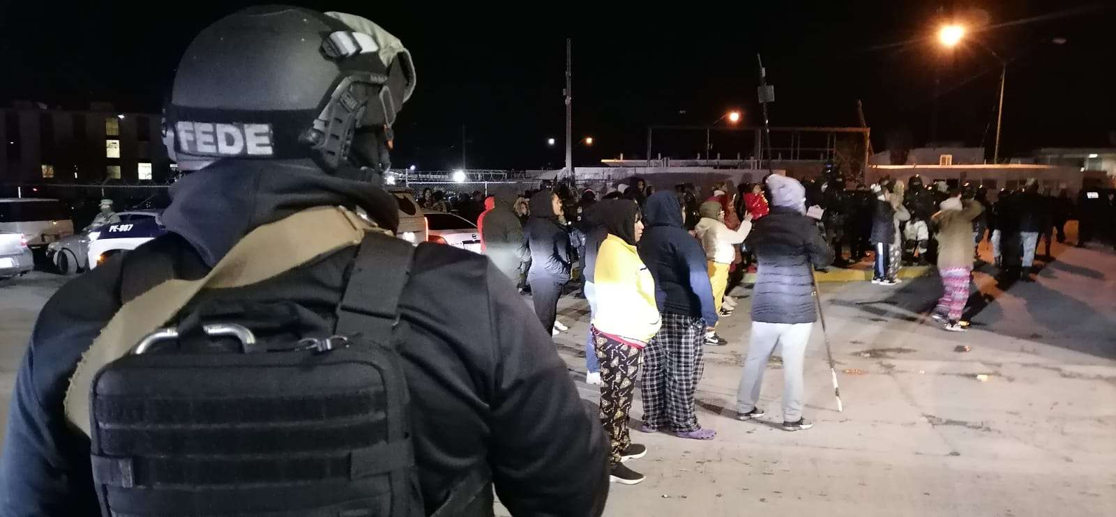 Sacan a reos del penal; se presume serán trasladados