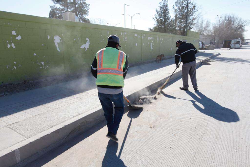 Limpia Servicios Públicos la colonia Kilómetro 20