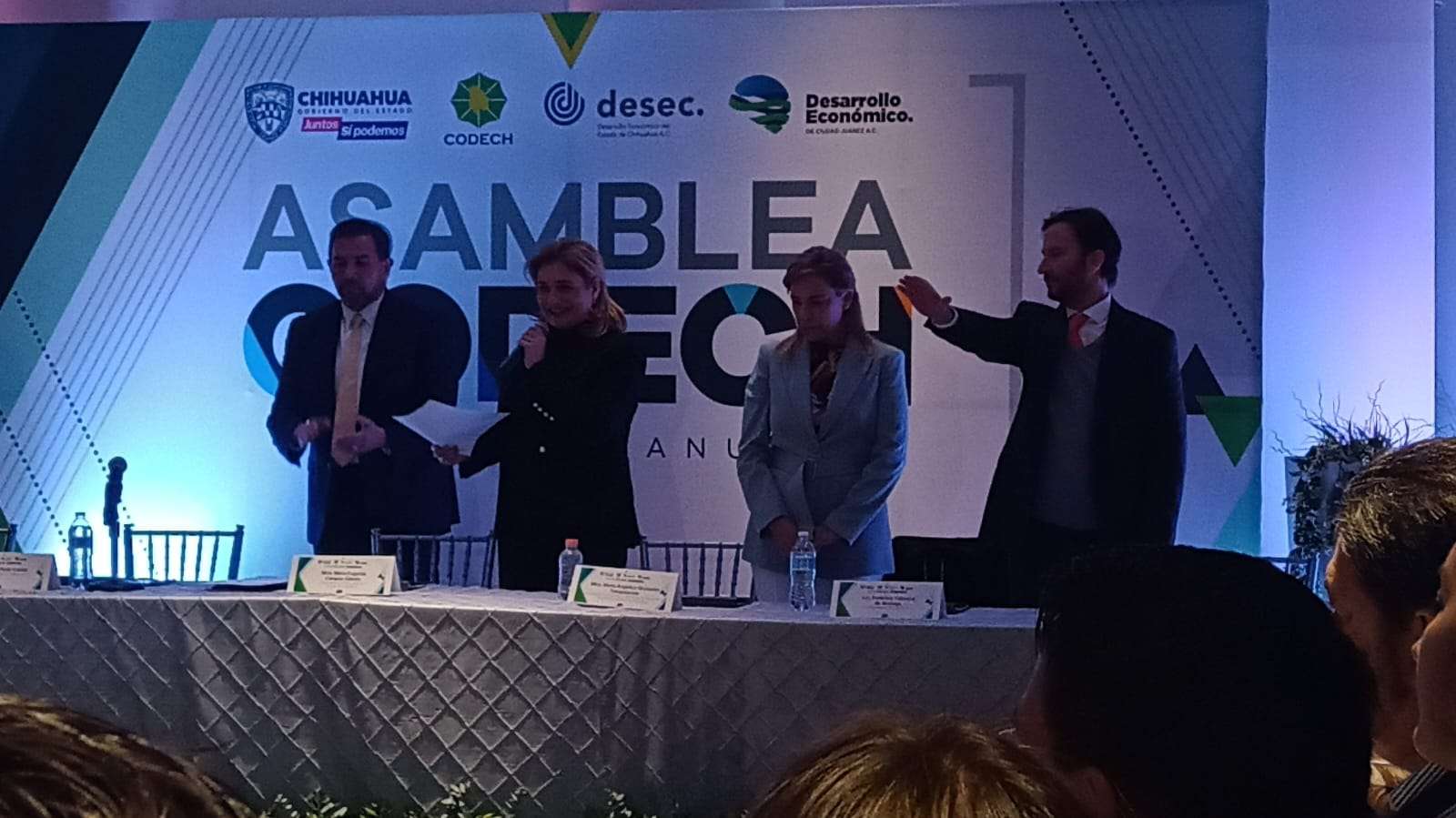 Acude Cruz a toma de protesta del nuevo consejo del CODECH 