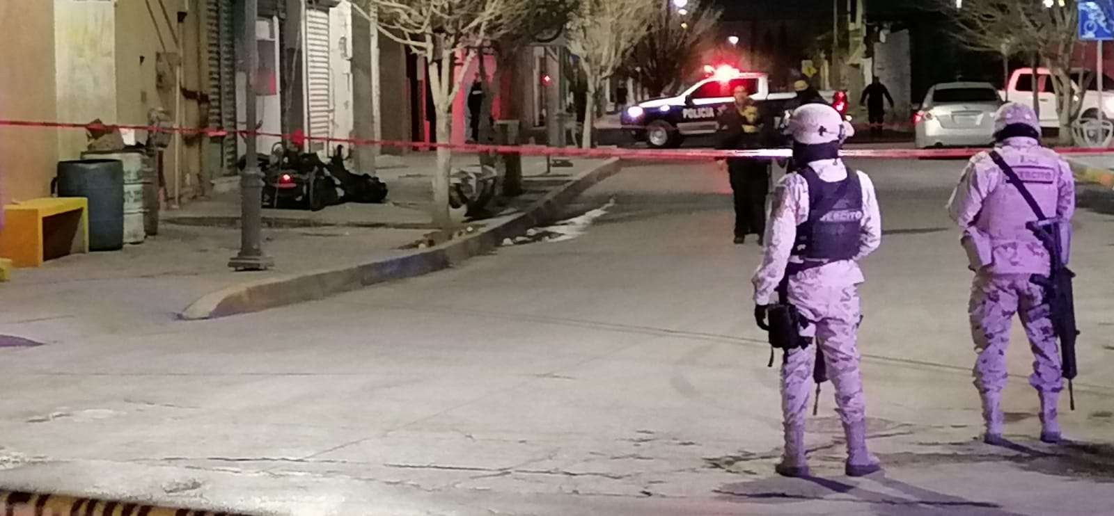 Asesinan a motociclista frente a caseta de la Policía Municipal