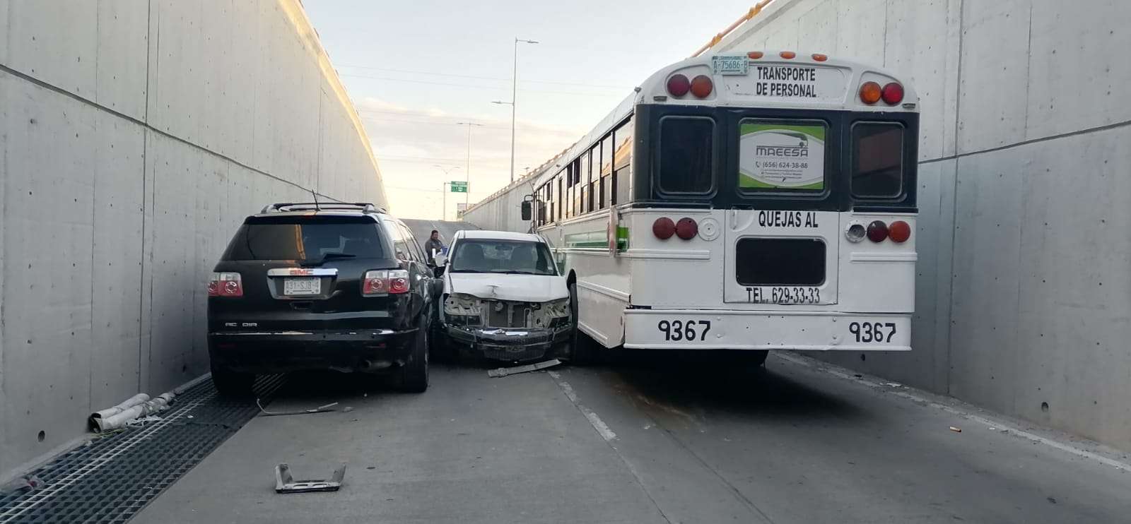 Provoca maquilabus choque múltiple en avenida Francisco Villareal