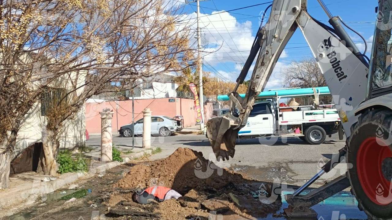 Dificulta exceso de grasa y mala instalación, labor de JMAS