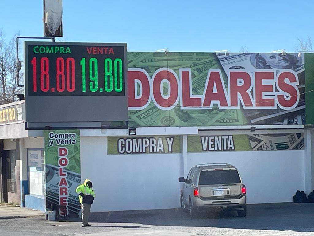 Venden dólar a  pesos en casas de cambio | El Bordo