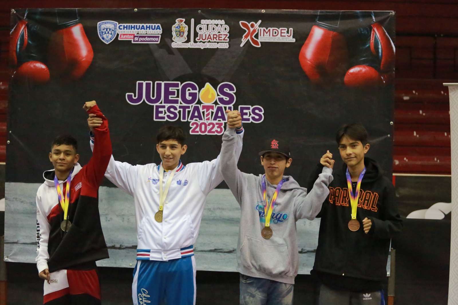Logran 14 medallas de oro en Torneo de Boxeo | El Bordo