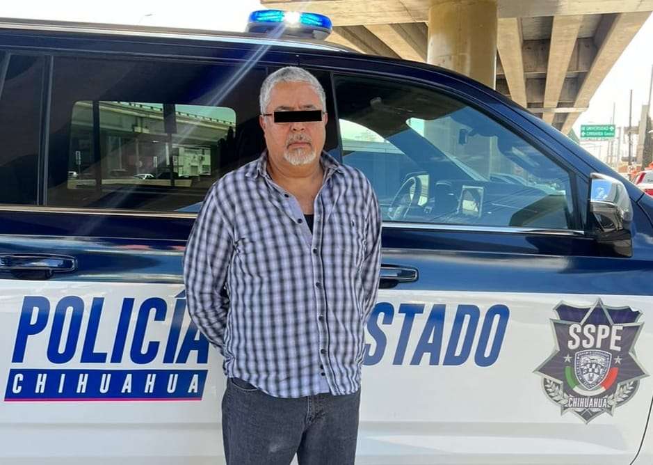 Arrestan a docente por realizar tocamientos a alumnas
