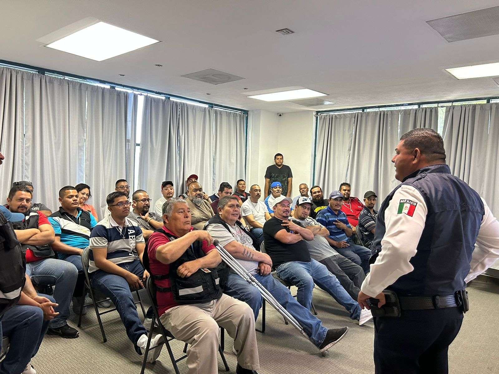 Imparte Seguridad Vial curso de manejo defensivo a empleados de empresa ...