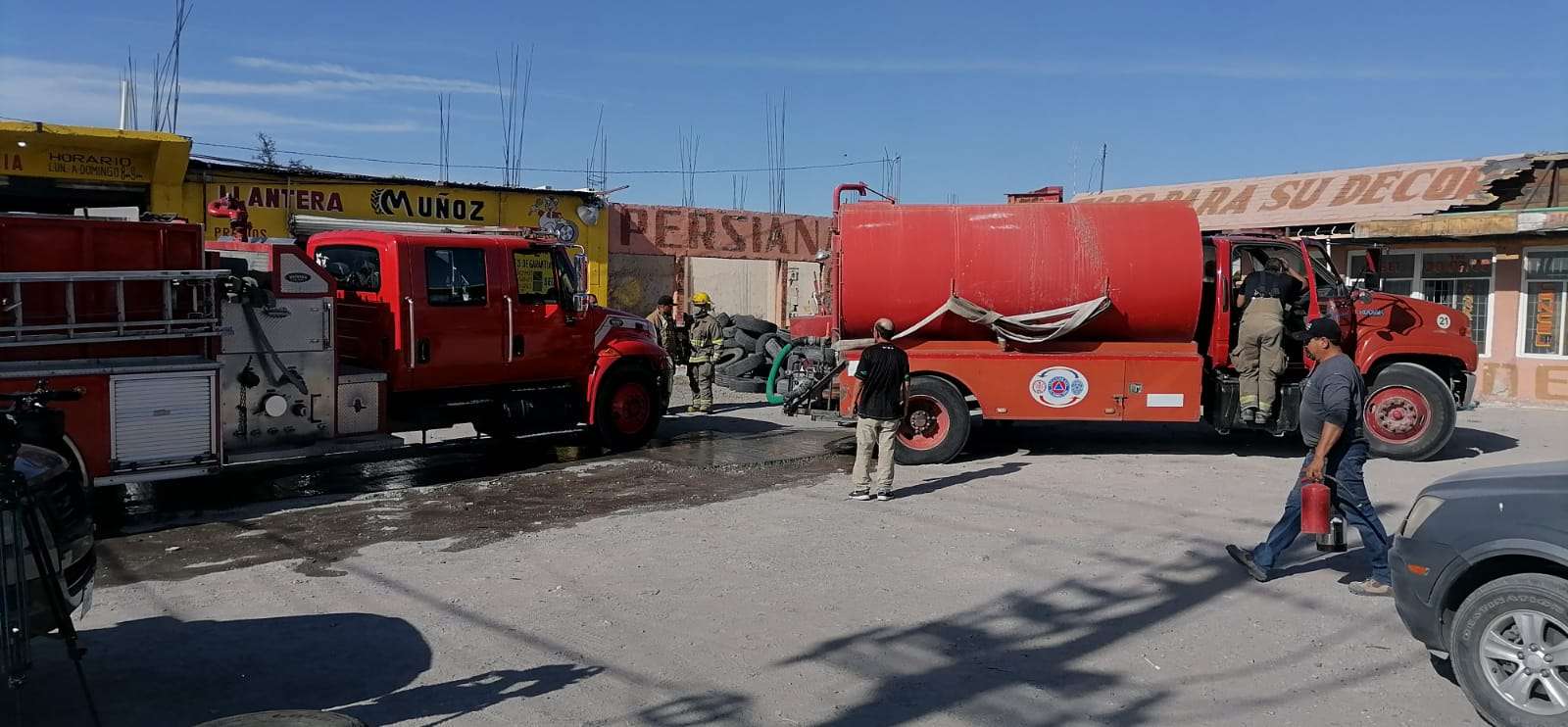 Se incendia desponchadora en bulevar Óscar Flores El Bordo