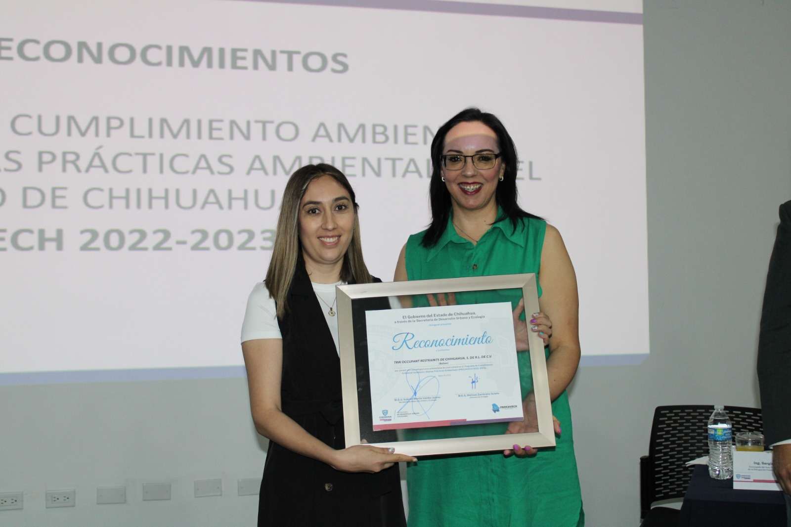 Reconocen a más de 60 empresas por su compromiso con el medio ambiente ...