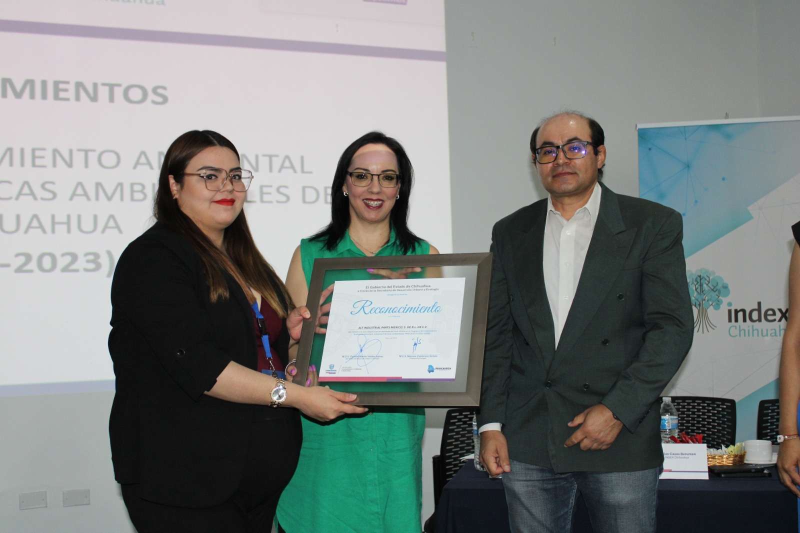 Reconocen a más de 60 empresas por su compromiso con el medio ambiente ...