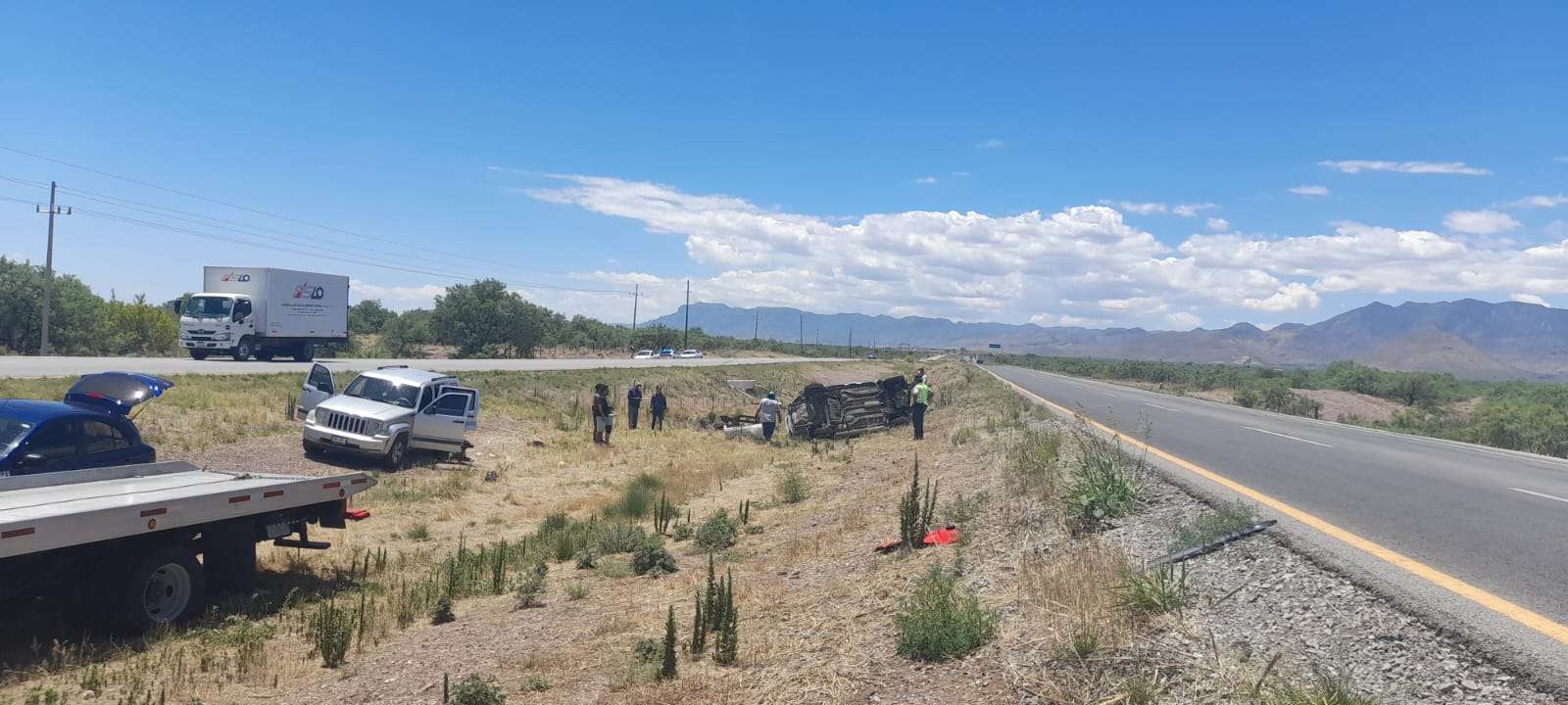 Aparatosa Volcadura Deja Dos Lesionados En Carretera Chihuahua Juárez