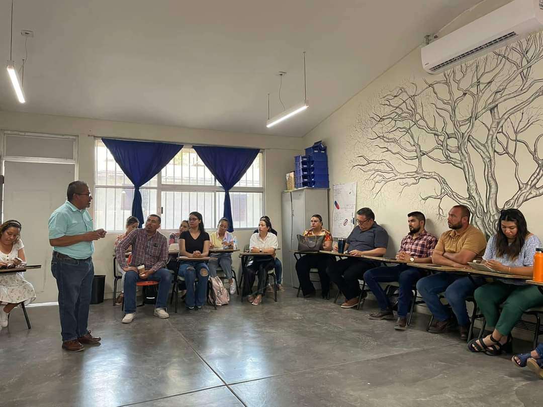 Capacitan en derechos de la niñez a docentes de Samalayuca | El Bordo