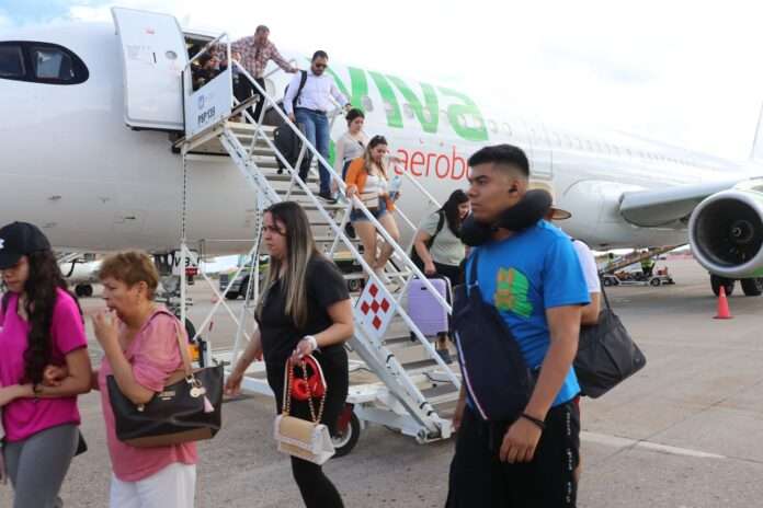 Inauguran vuelo directo Juárez-Mazatlán