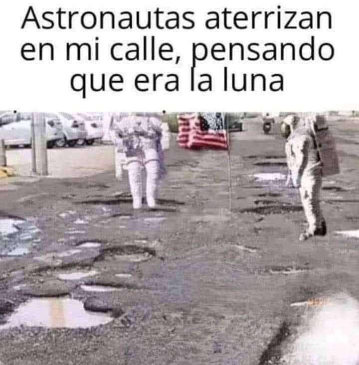 Astronautas aterrizan en mi calle, pensando que era la luna