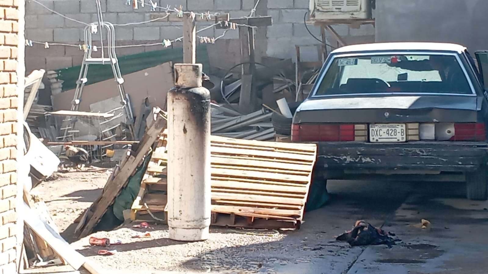 Daña flamazo en tanque de gas vivienda de la colonia Revolución | El Bordo