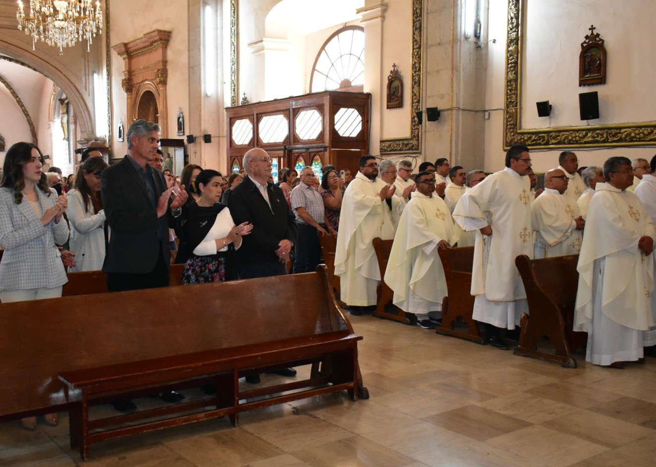 Participa Gobierno de Parral en la misa en honor a San José | El Bordo