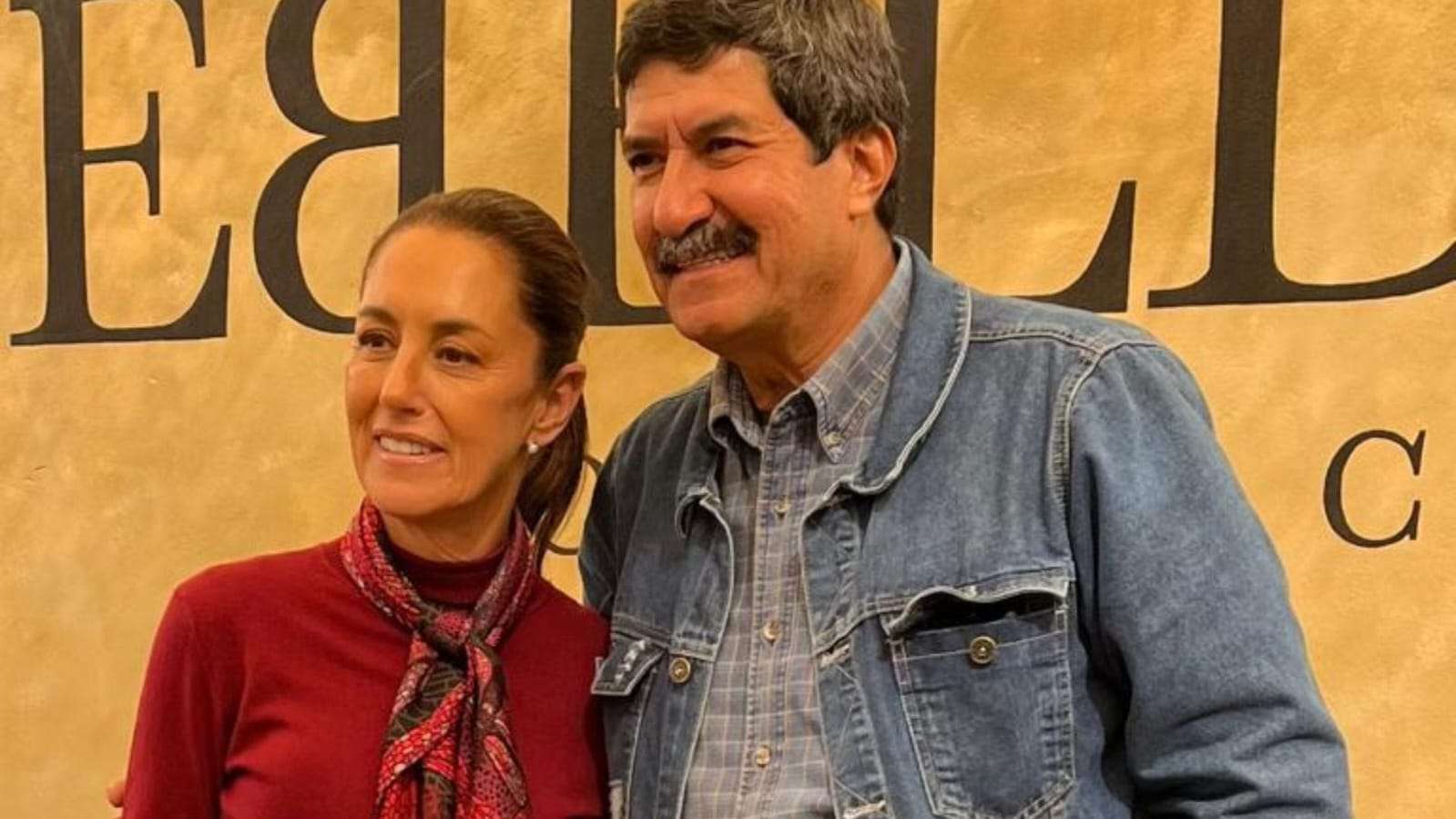 Dice Claudia que Javier Corral sigue siendo parte de su equipo