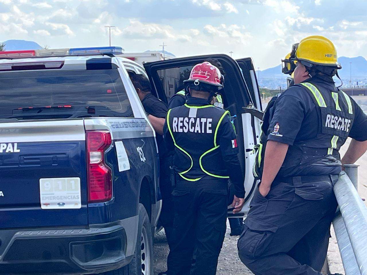 Rescatan a migrante de 15 años de ahogarse en el Río Bravo | El Bordo