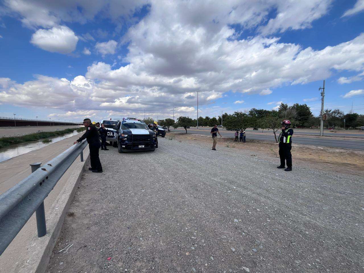 Rescatan a migrante de 15 años de ahogarse en el Río Bravo | El Bordo