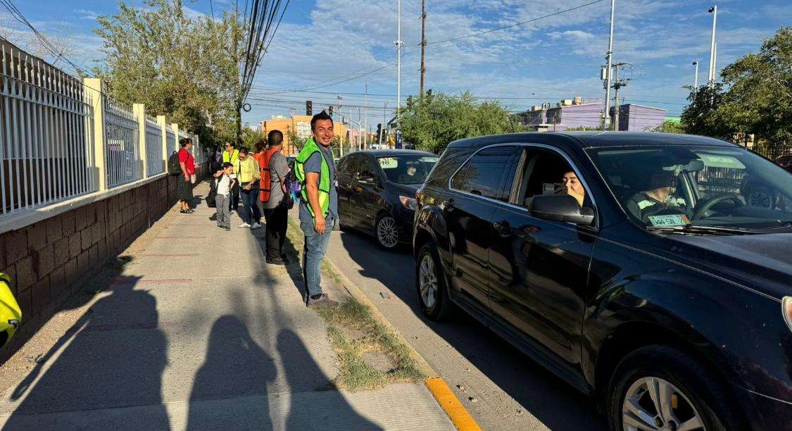 Regresan a clases cerca de 700 mil estudiantes en todo el estado | El Bordo