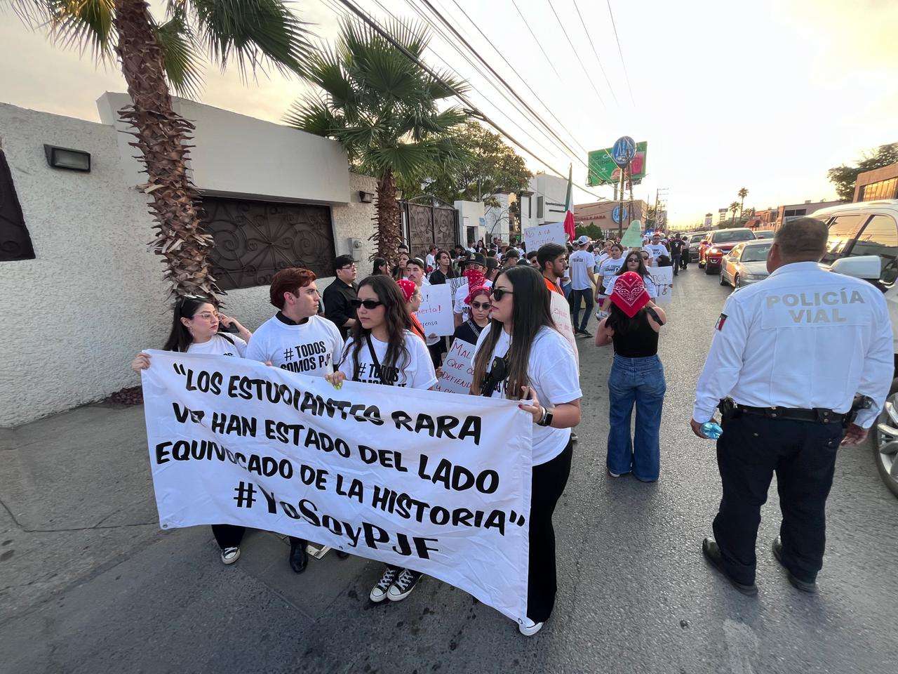 Estudiantes de Derecho marchan en contra de la reforma judicial | El Bordo