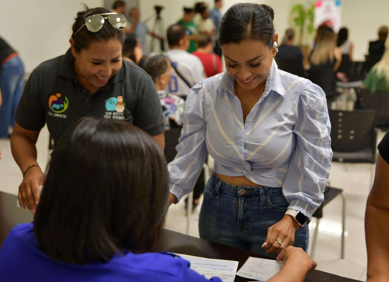 Reciben más de 3 mil niñas y niños becas para Centros de Atencion ...