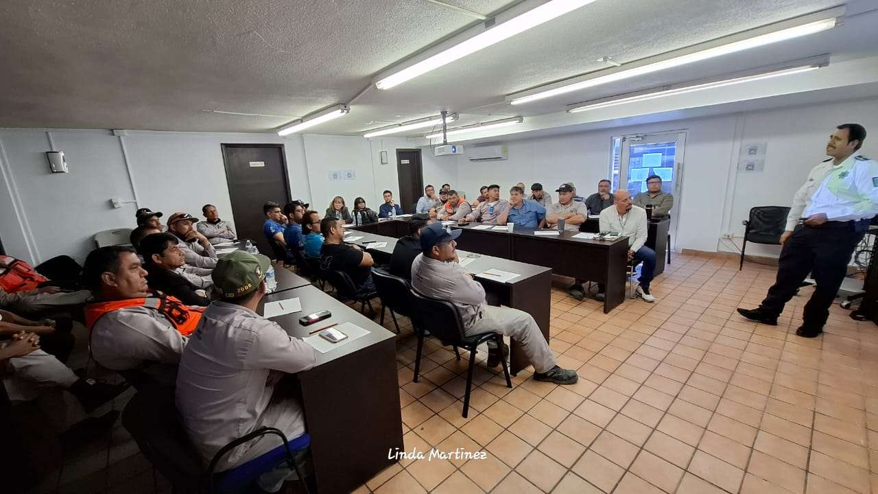 Capacitan a 934 empleados de la Jmas en manejo defensivo | El Bordo