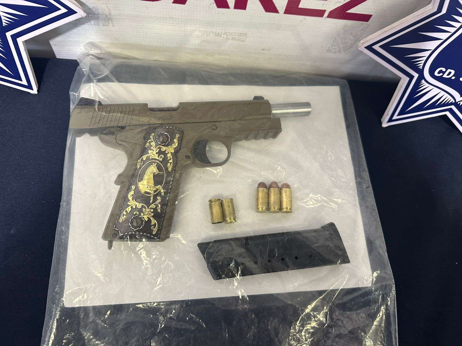 Detienen a estudiante de Bachilleres afuera del plantel con arma de ...