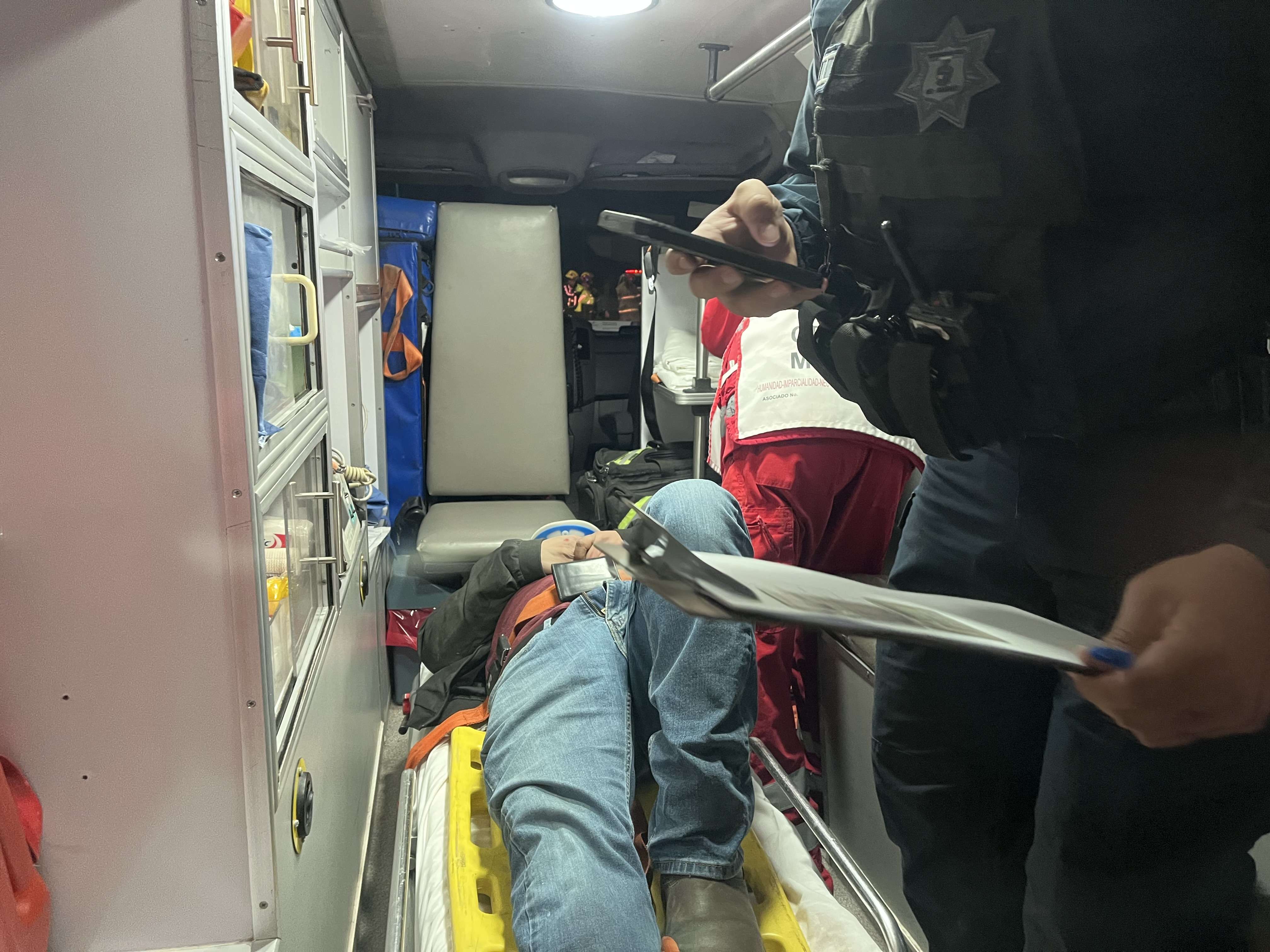 Conductor ebrio choca contra patrulla y deja dos policías lesionados ...