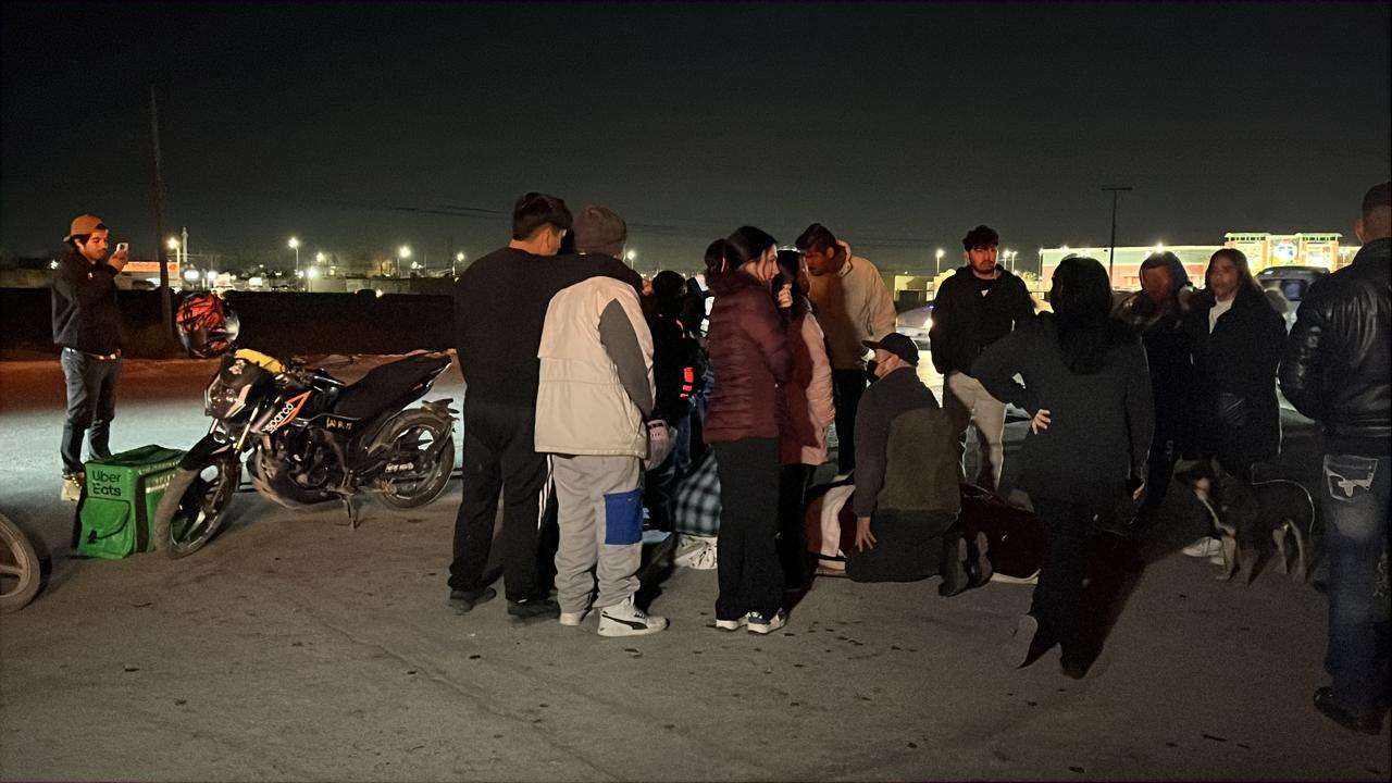 Dos motociclistas resultan lesionados tras choque en Las Torres | El Bordo