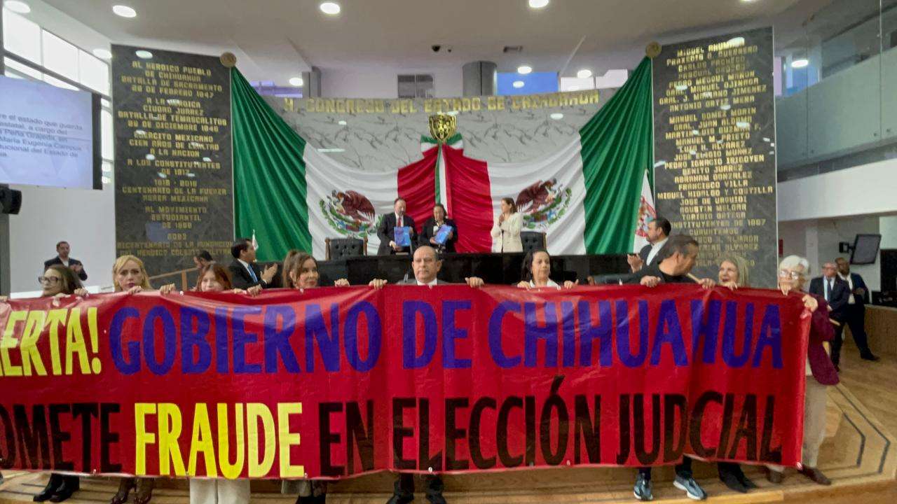 Entregan Tercer Informe de Gobierno en el Congreso | El Bordo