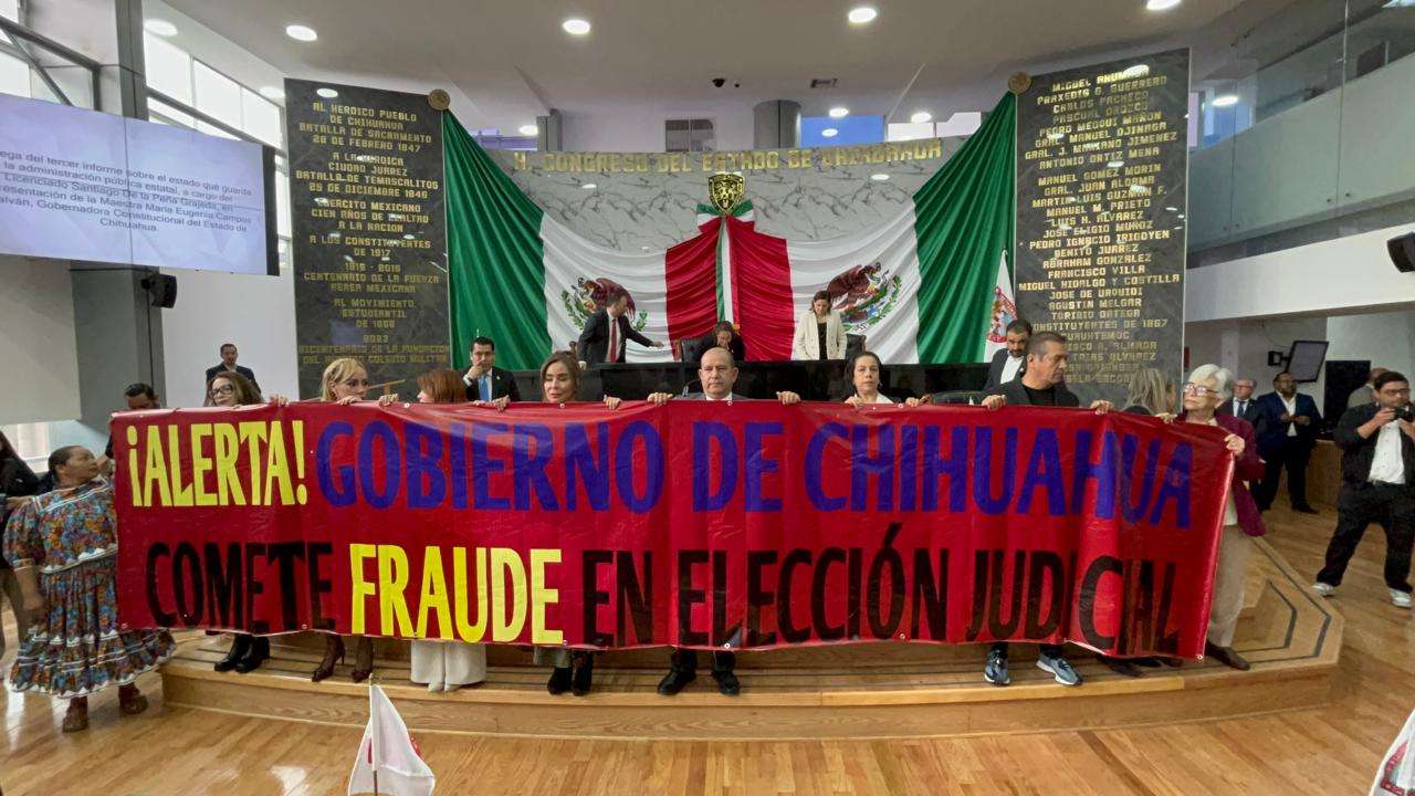 Entregan Tercer Informe de Gobierno en el Congreso | El Bordo