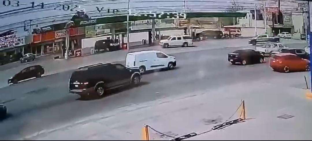 Circula video de hombre asesinado en una gasolinera