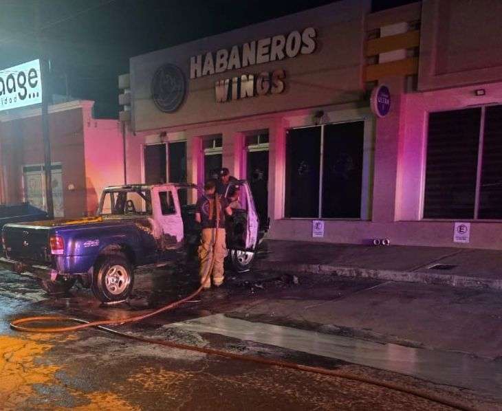 Queman troca y dejan mensaje amenazante
