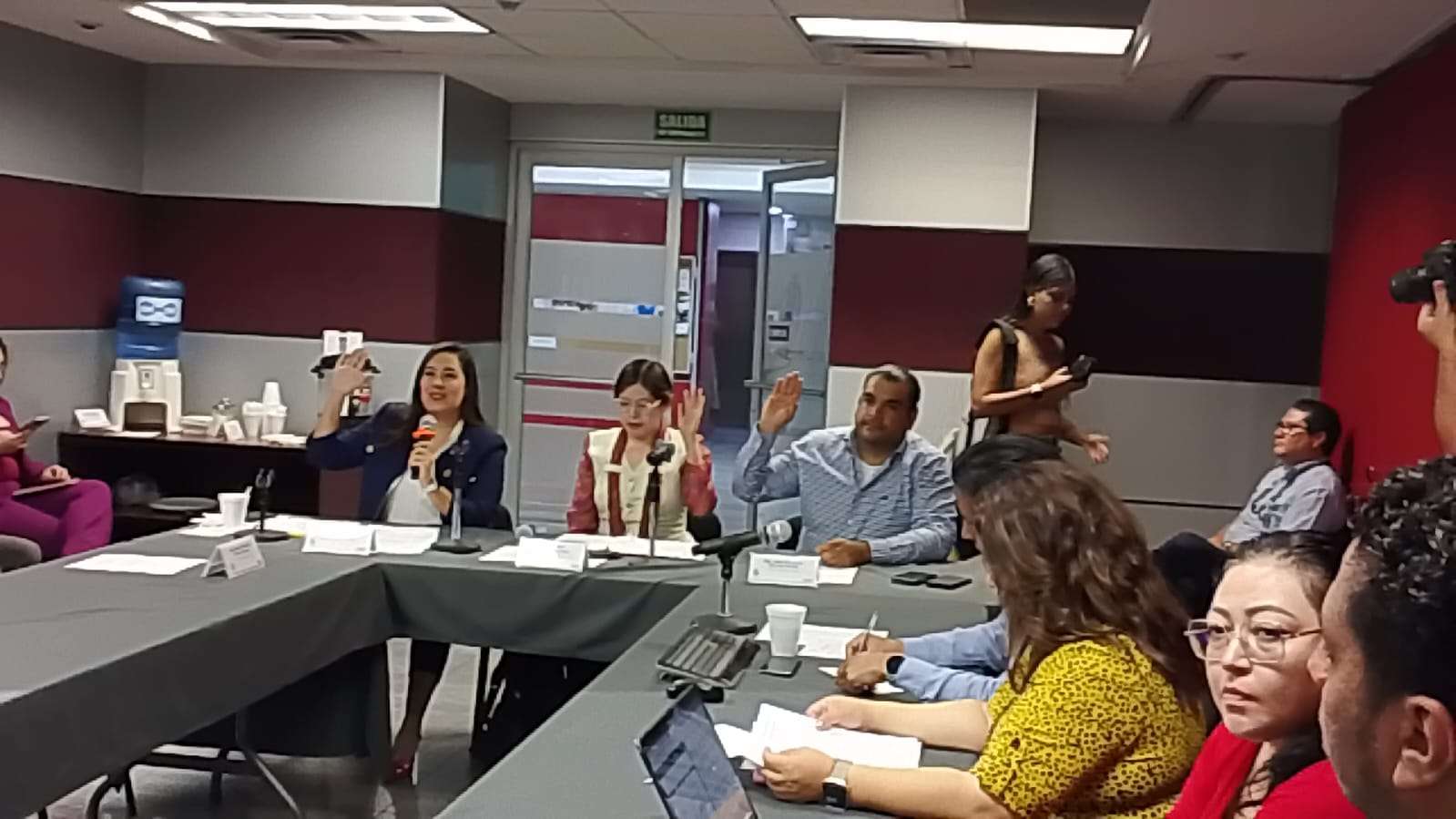 Aprueban mesa técnica para avanzar en iniciativas contra violencia de género