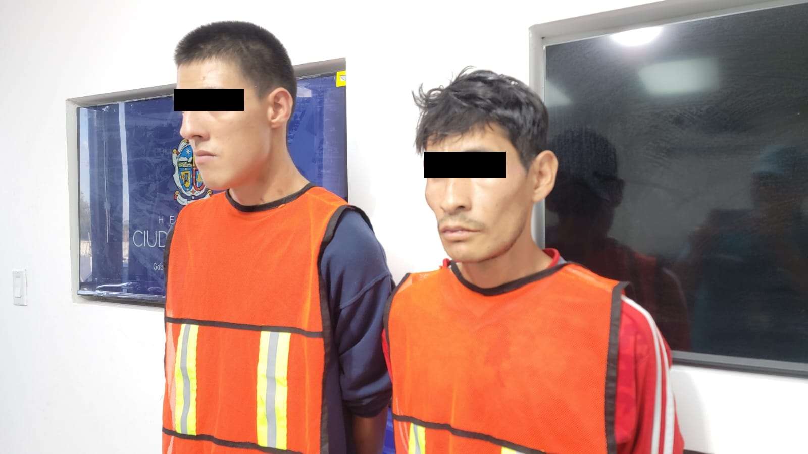 Detienen a dos por robo de vehículo a mano armada | El Bordo