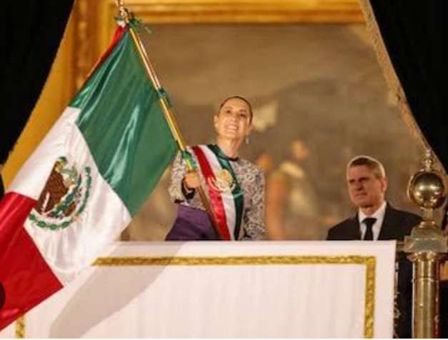 Destaca Sheinbaum a las heroínas de la independencia en su primer Grito