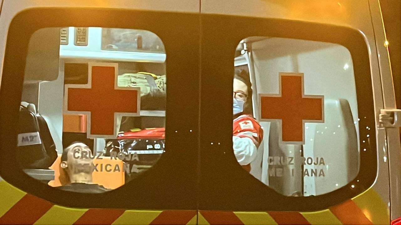 Conductor de plataforma se queda sin frenos y choca contra casa | El Bordo
