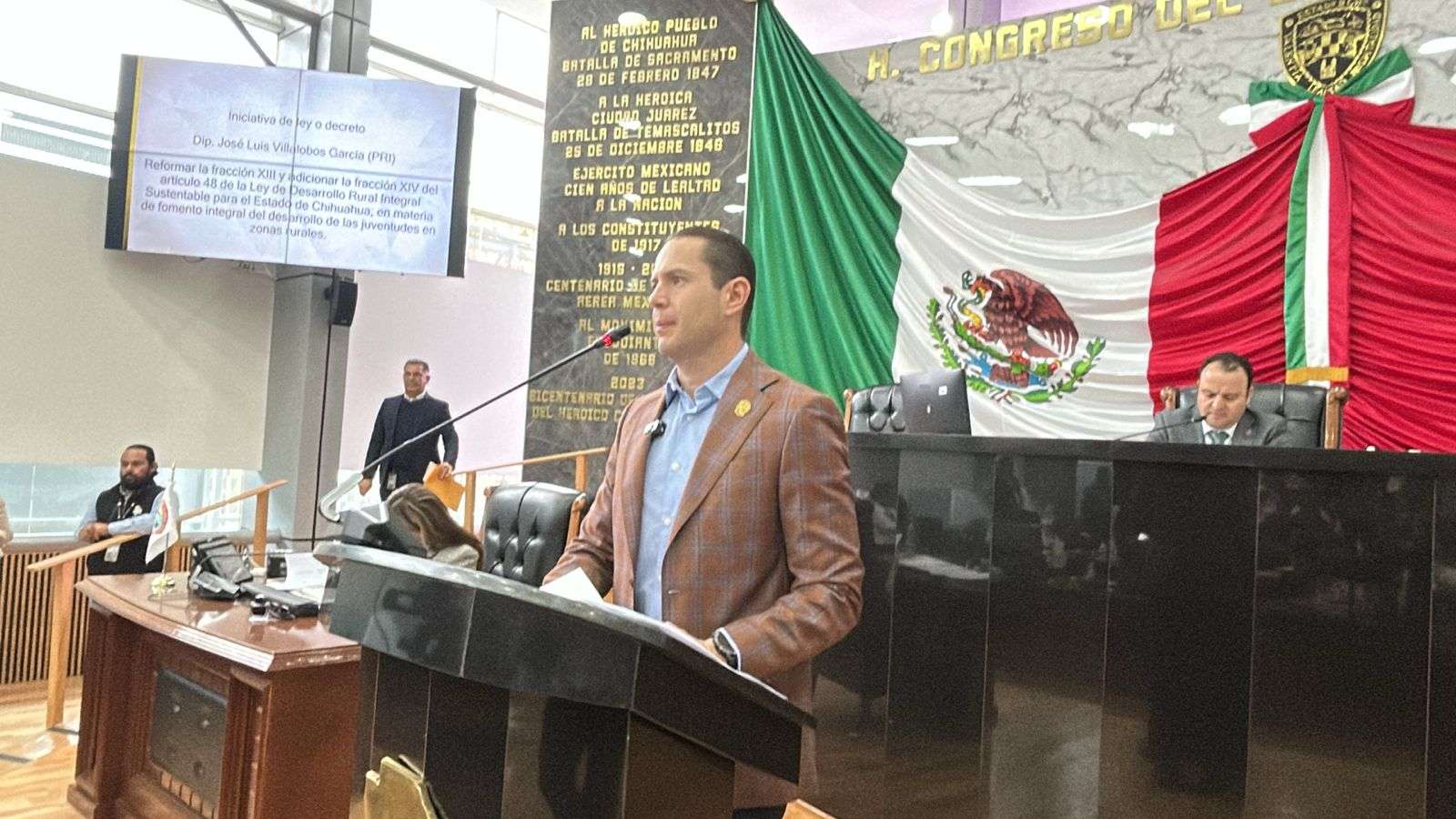 Buscan que jóvenes rurales innoven en el campo