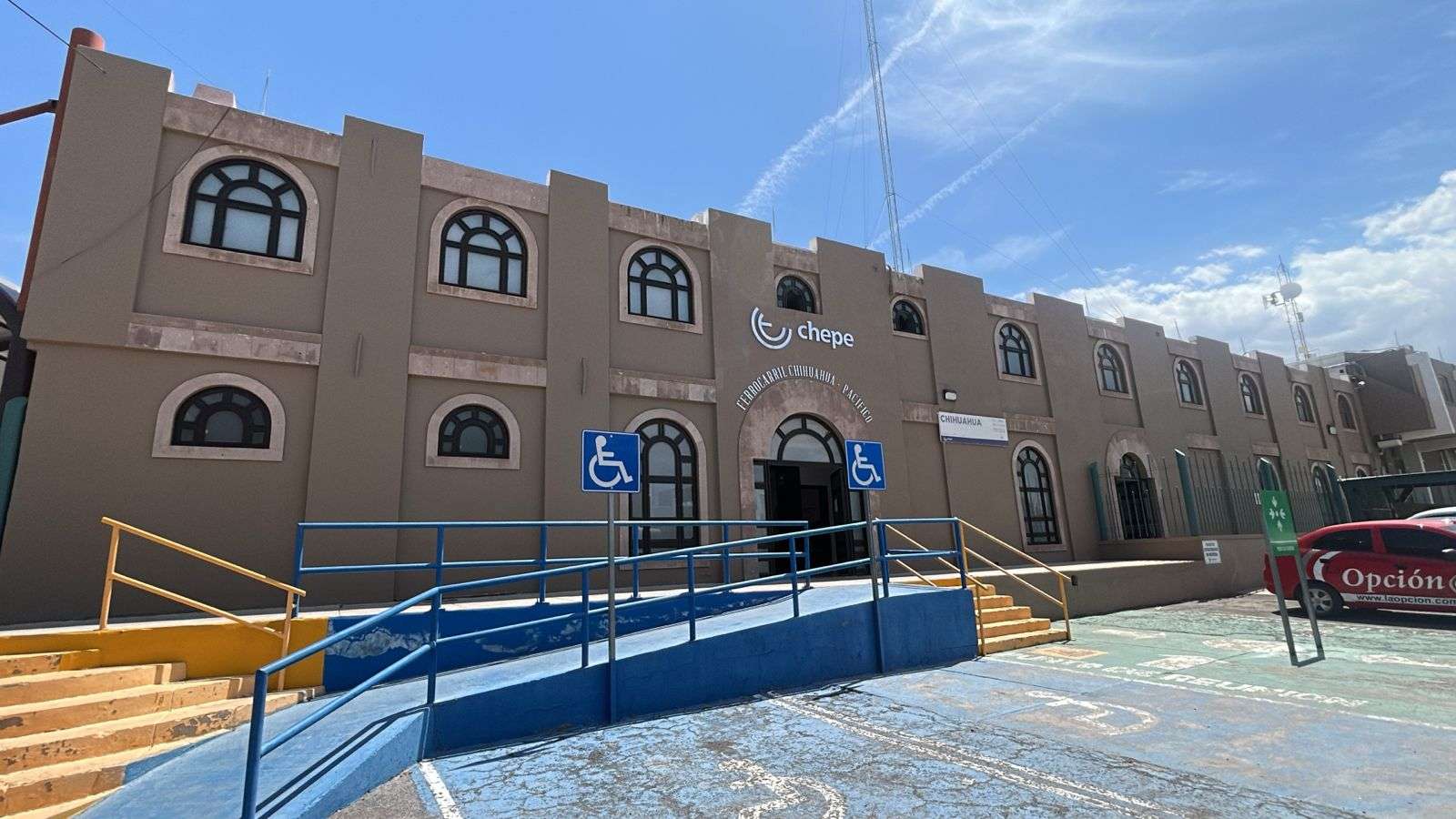 Restablecen circulación ferroviaria en Témoris luego de deslave | El Bordo