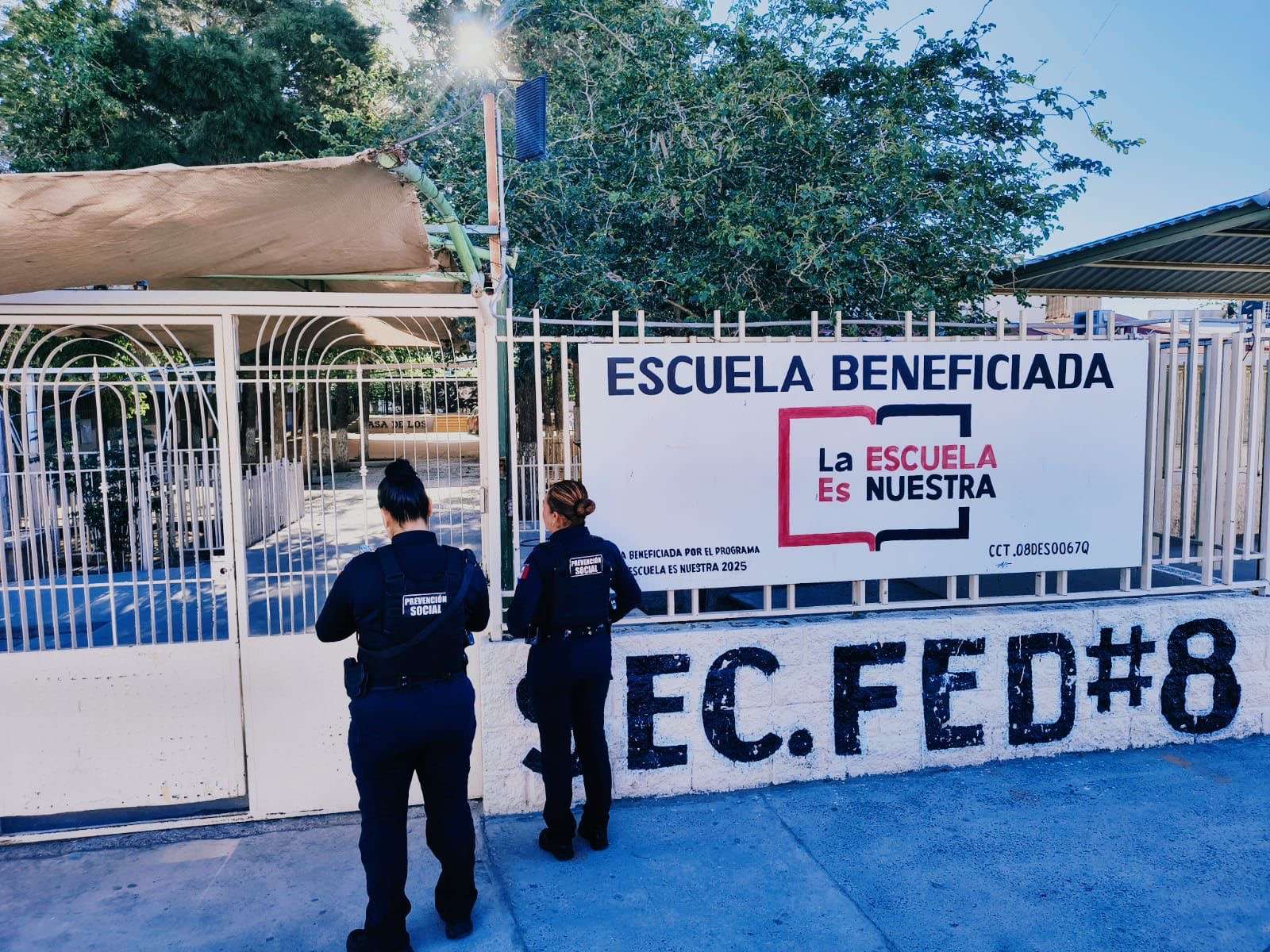 Activa operativo de seguridad para proteger escuelas en receso escolar ...
