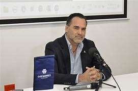 Insta Coparmex al diálogo por posibles bloqueos fronterizos y carreteros
