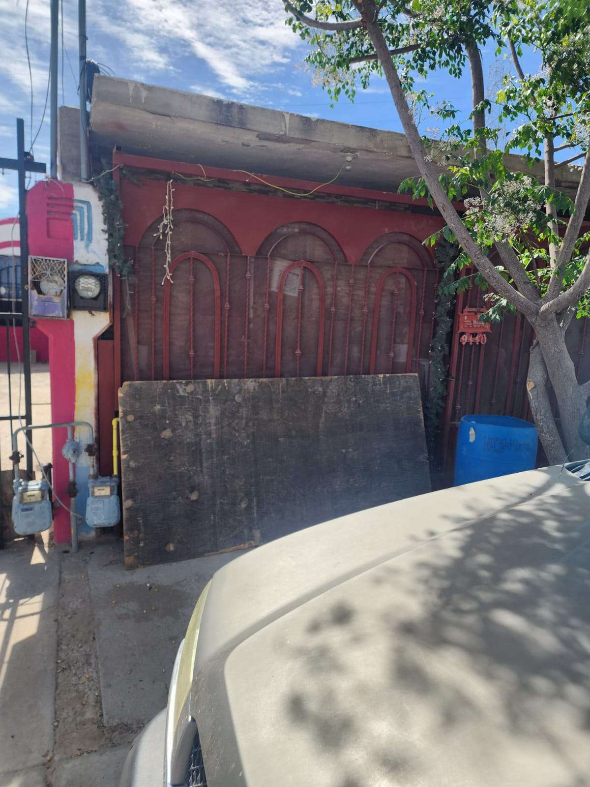 Muere en la clínica #35 del  IMSS por RICKETTSIOSIS la joven Ana Judith Leonardo Esquivel de 19 años de edad quien tenía su domicilio en Fanny Schiller #9440 de la col. Hacienda de las Torres