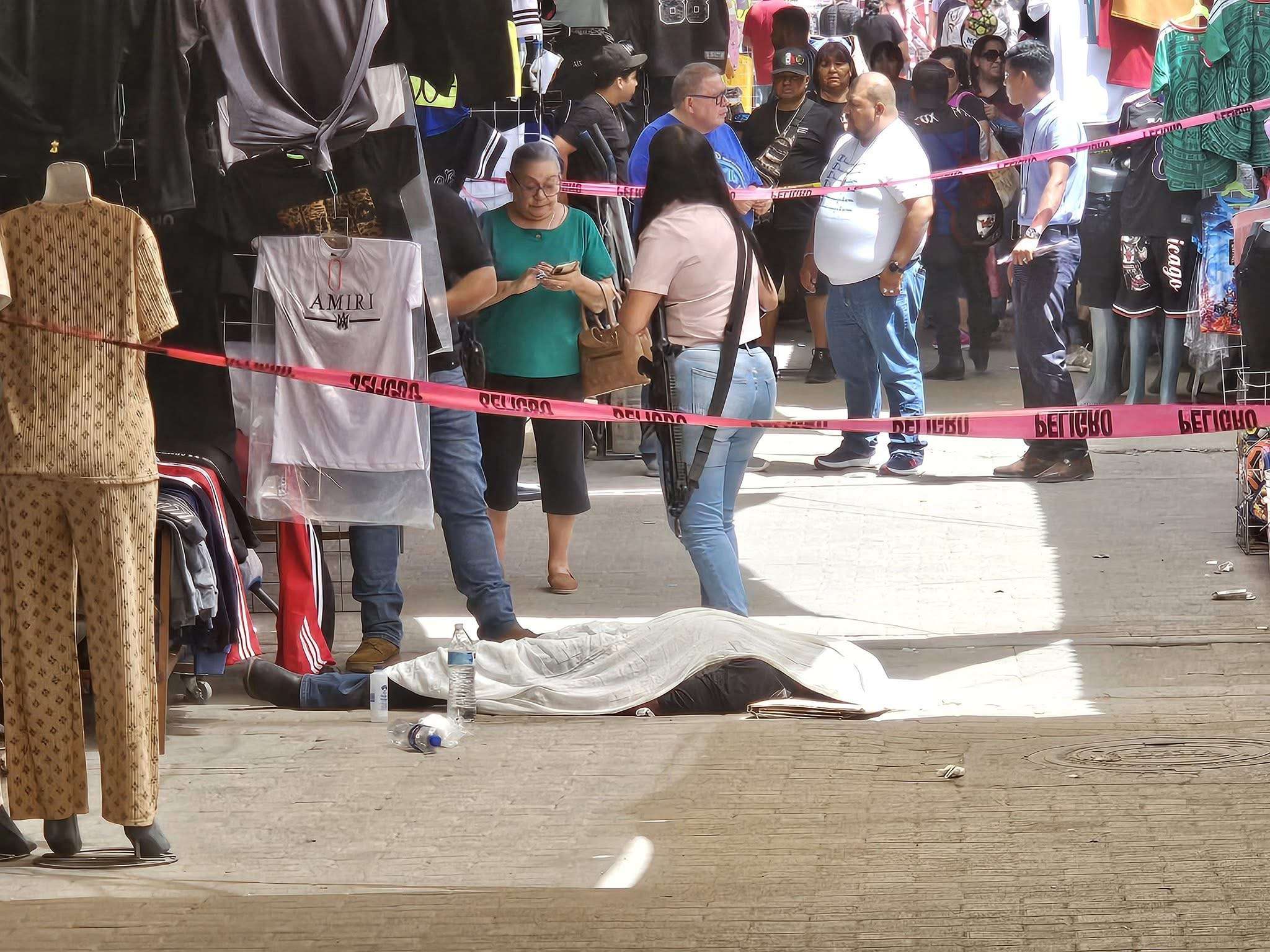 Muere hombre por infarto en plena vía pública en el Centro