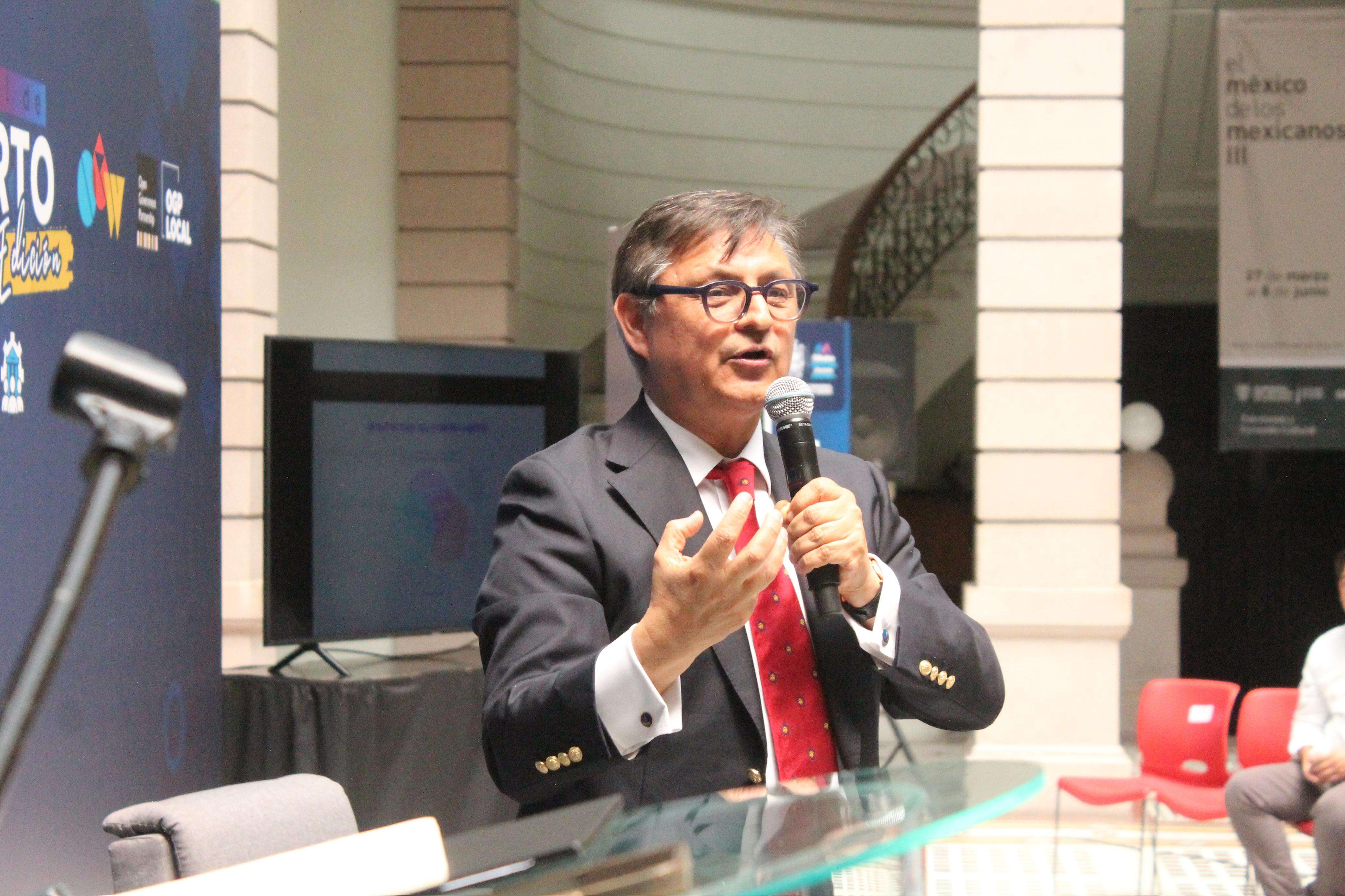 La apertura gubernamental fortalece confianza y evita corrupción: Peter ...